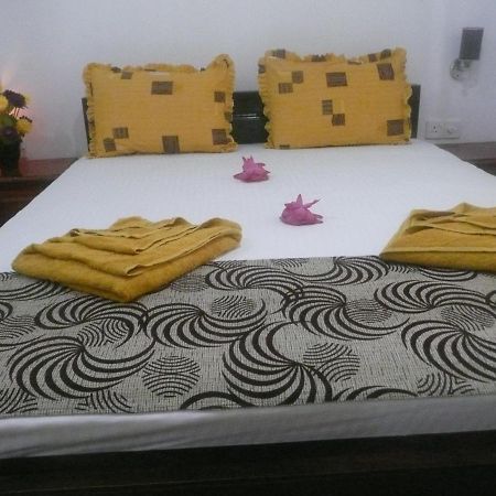 Hotel Nimjaya Удавалаве Екстериор снимка