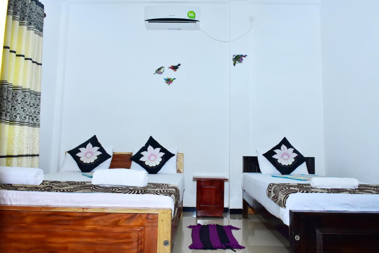 Hotel Nimjaya Удавалаве Екстериор снимка